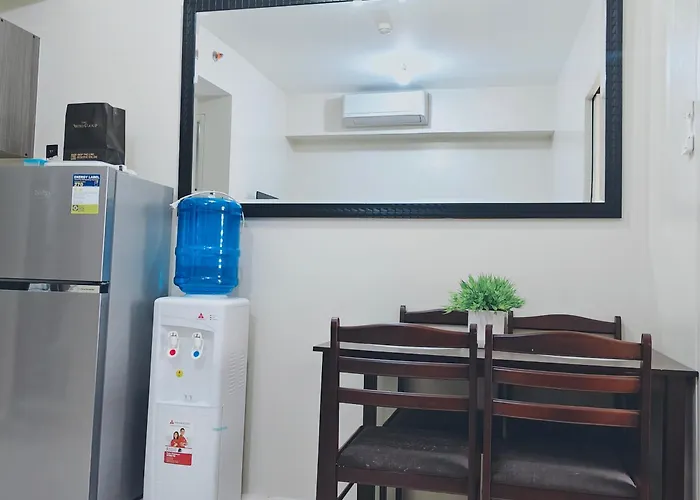 Vista Shaw Residences